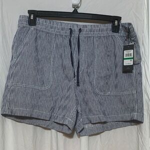 Tommy Hilfiger Navy and White Striped Shorts with front & back pockets NWT